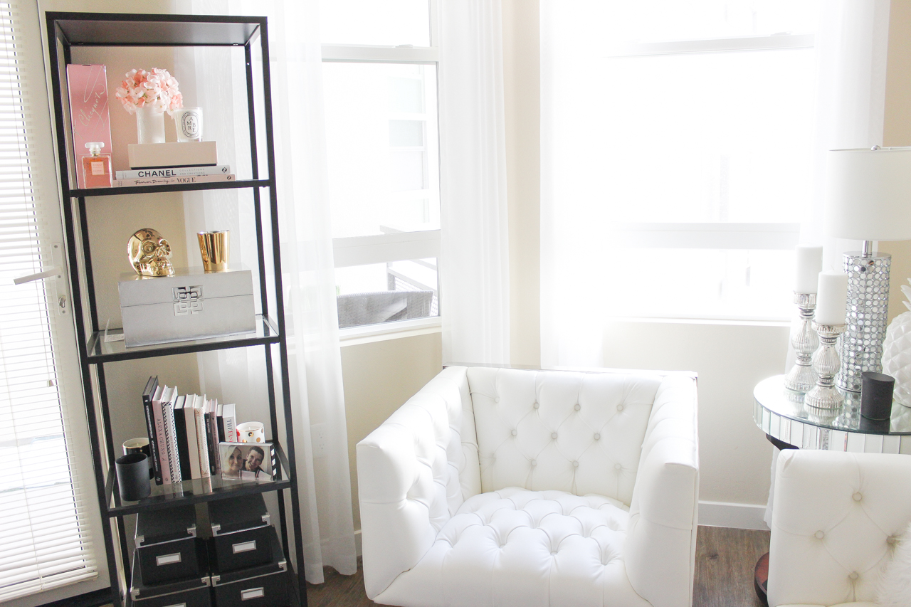 @ZGallerie White Skyler Sofa - Living Room Decor | StyledByBlondie.com