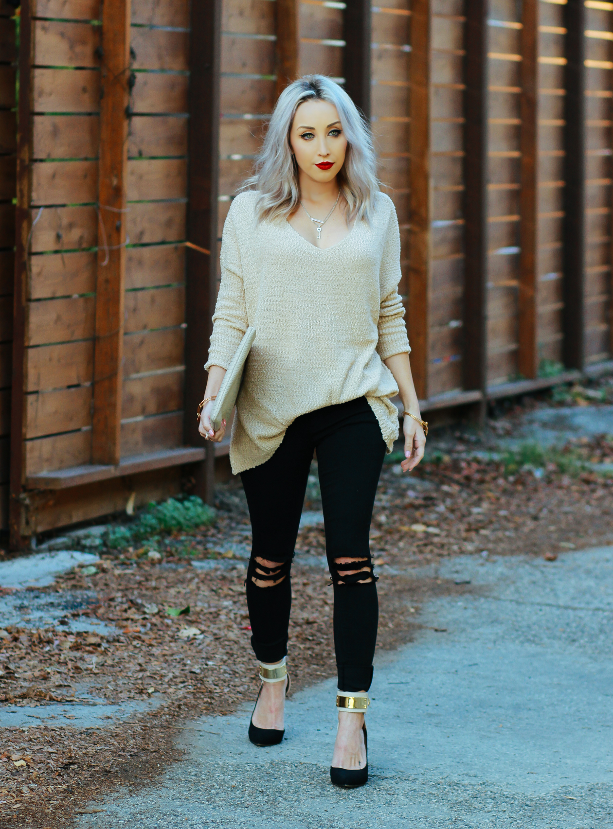 Pullover Sweater | BlondieintheCity.com