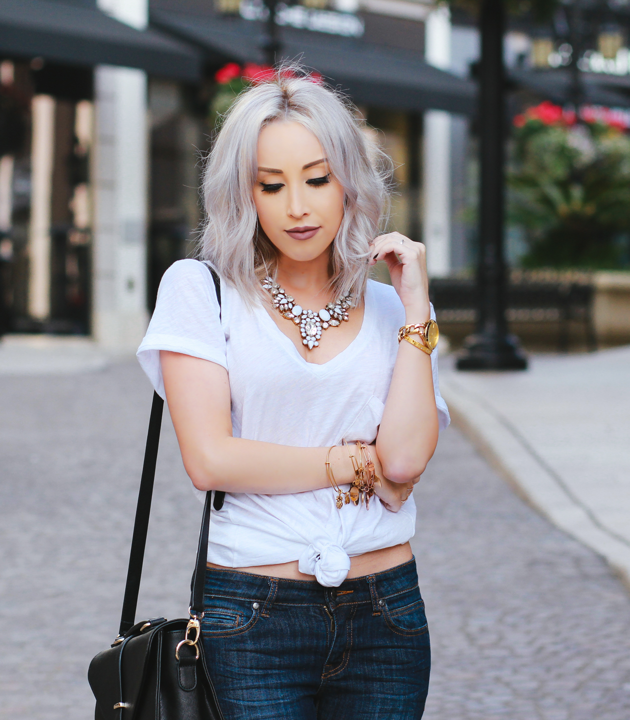 Jeans & a simple white tee on Rodeo Drive | BlondieintheCity.com