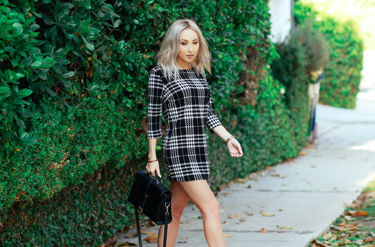 Blondie in the City | Plaid Shift Dress @forever 21 | Pink Bow Ankle Strap Heels | Business Chic