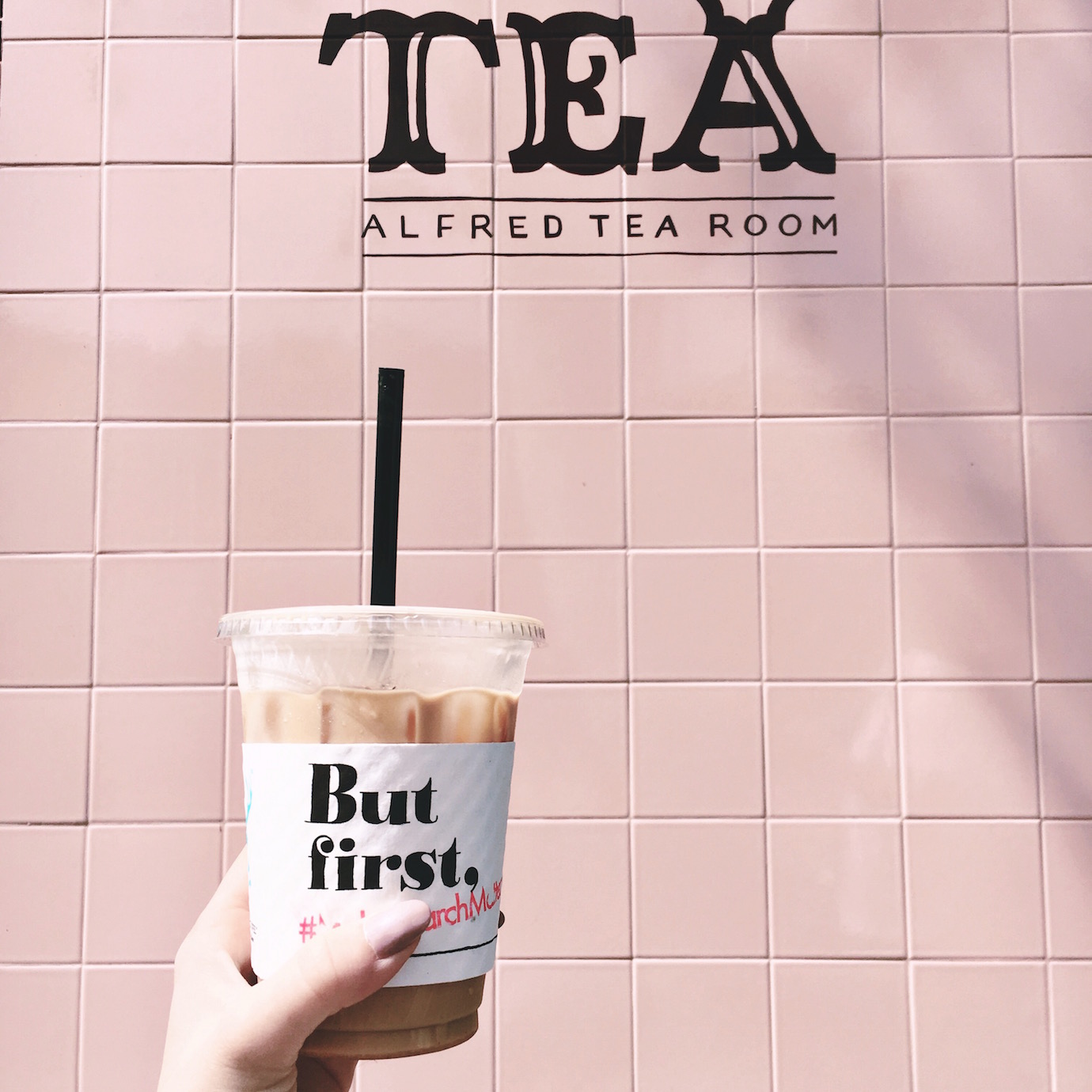 Blondie in the City | Instagram @HayleyLarue | Alfred Tea Room