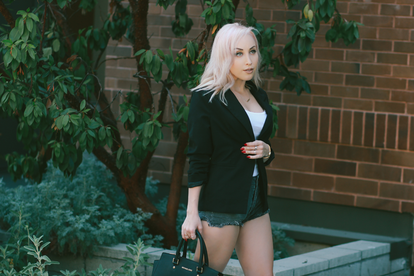 Blondie in the City | How To Style A Blazer | Street Style 