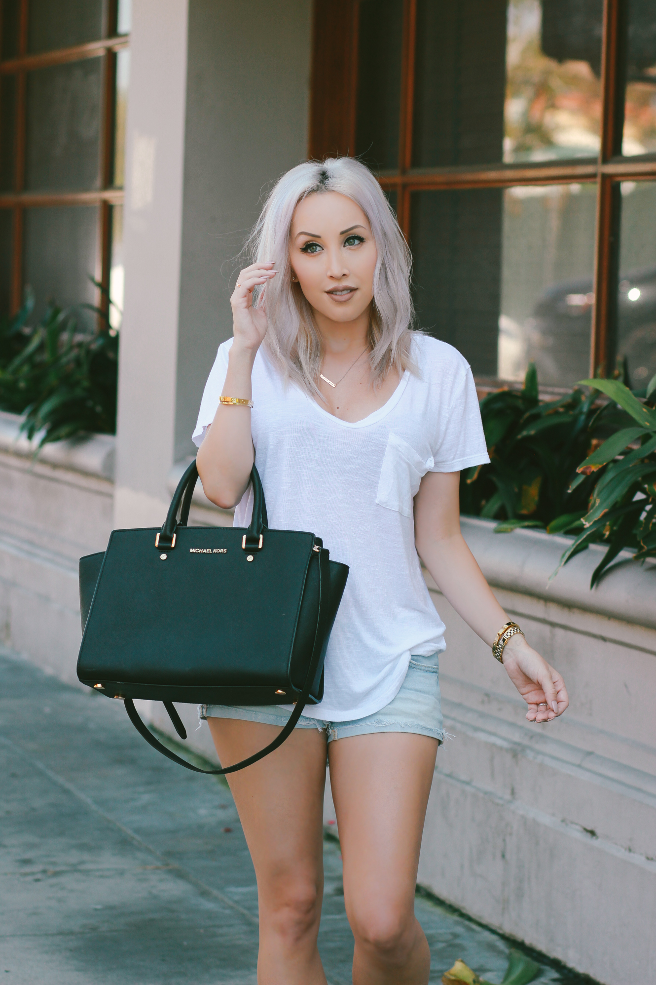 Blondie in the City | The BEST Simple White Tee for only $8! | Casual, Everyday Wear
