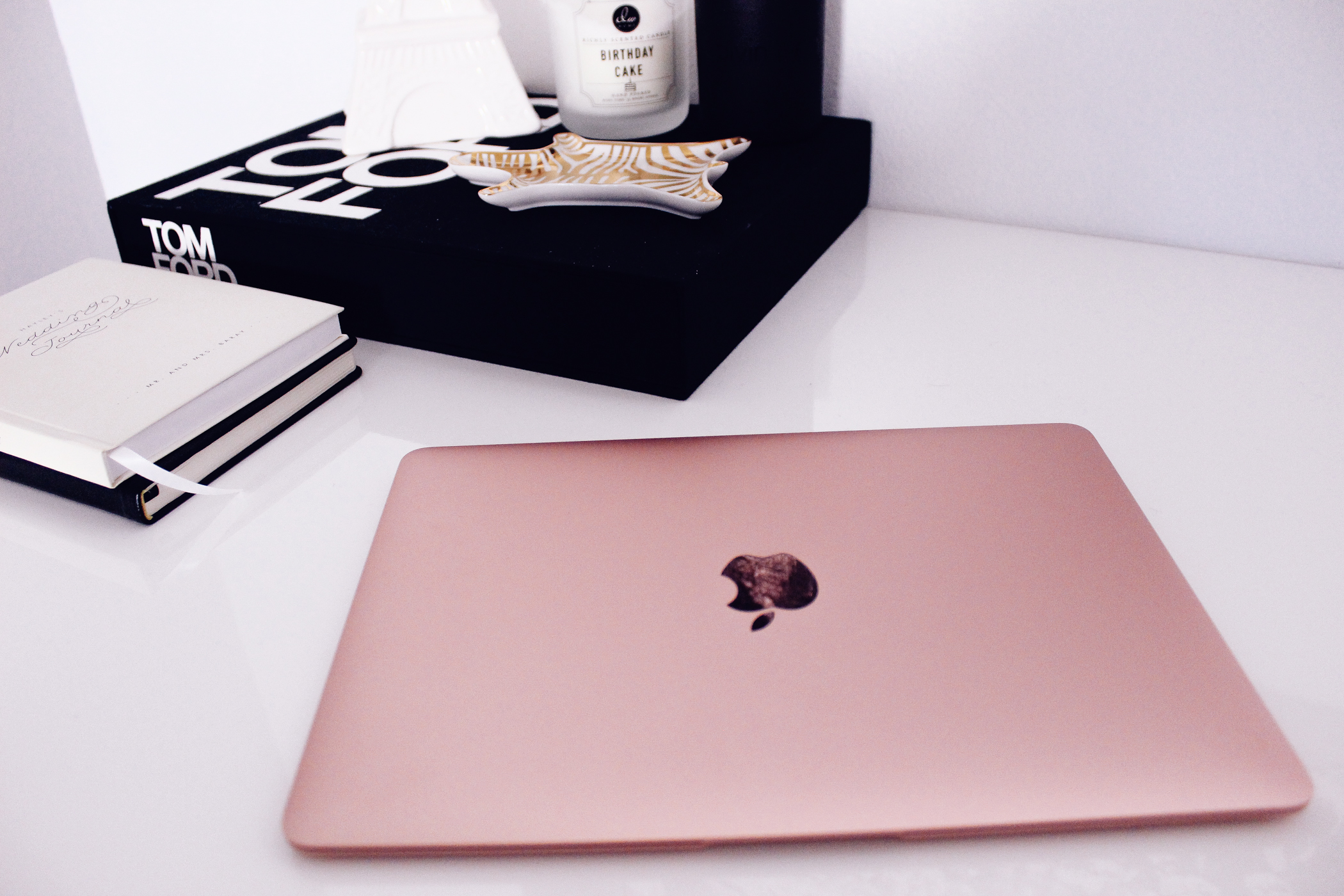 Blondie in the City | Rose Gold MacBook