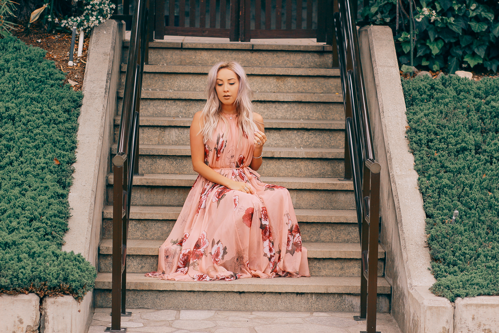 Blondie in the City | Pink Flowy Dress @chicwish | Bohemian Style