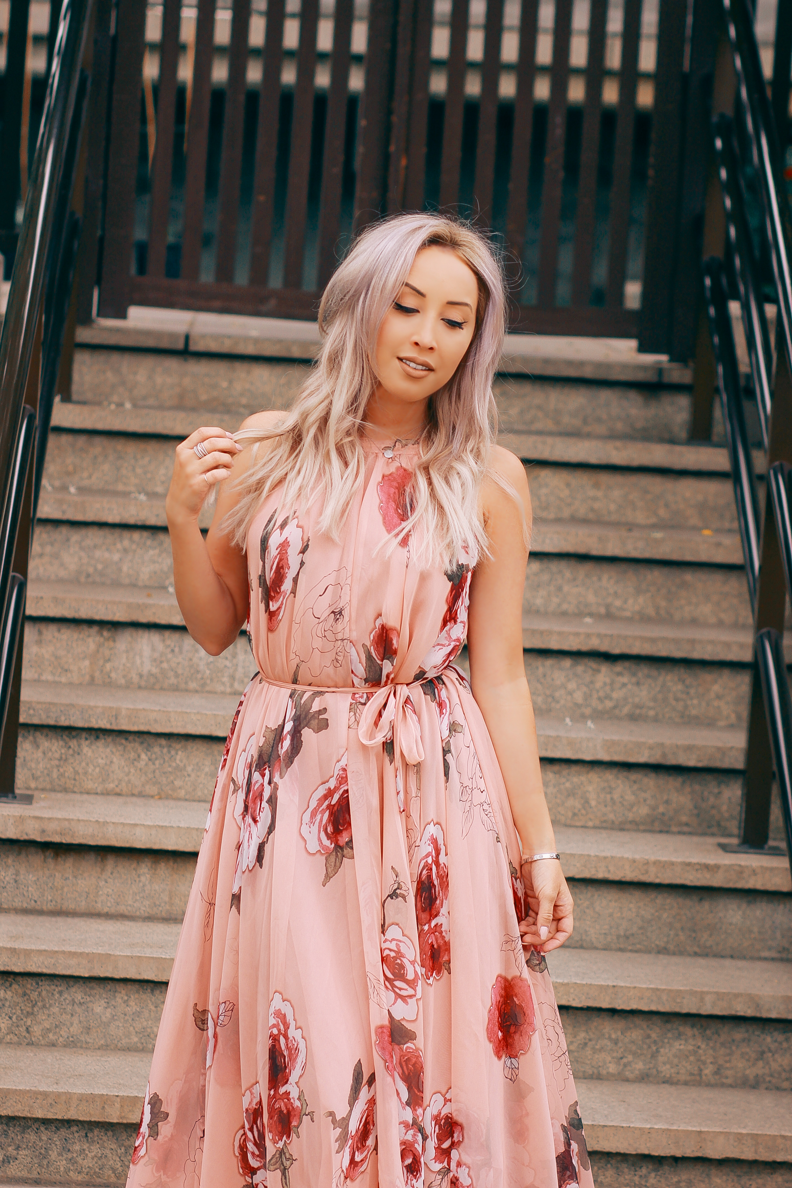 Blondie in the City | Pink Flowy Dress @chicwish | Bohemian Style