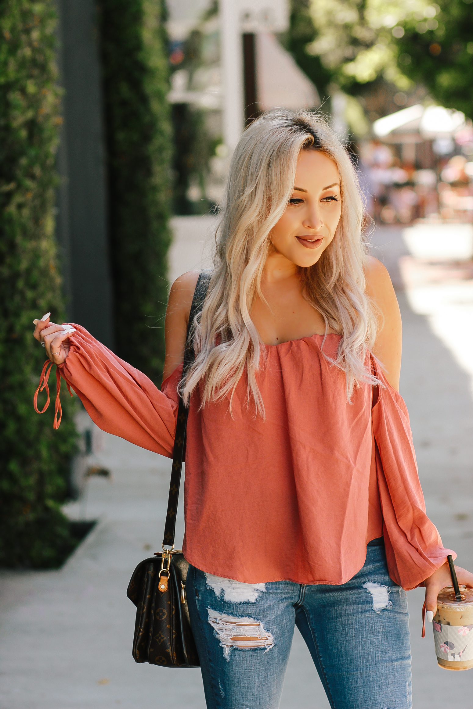 Blondie in the City | Off the Shoulder Top, Distressed Jeans, Sam Edelman Shoes | Summer Fashion