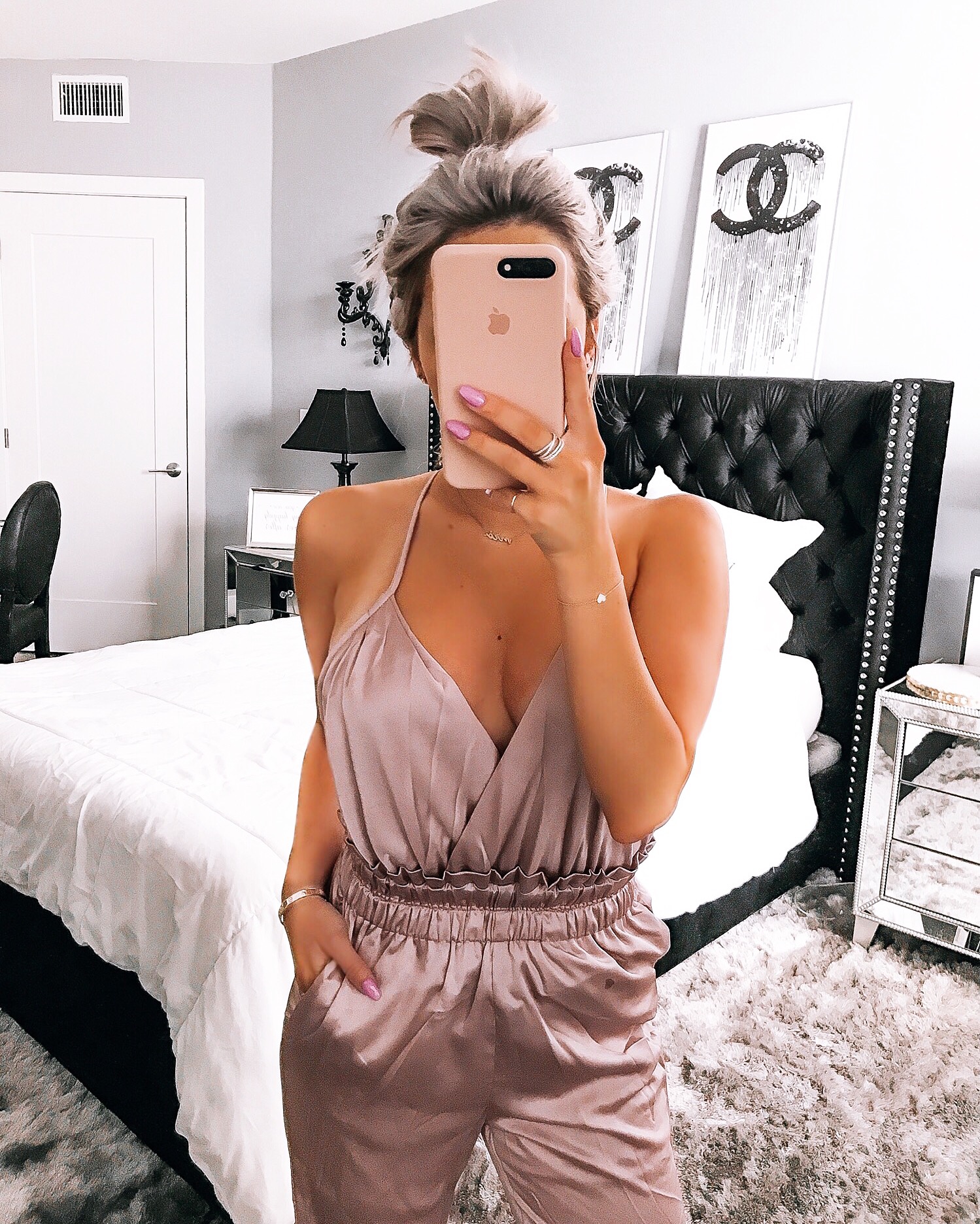 Blondie in the City | HayleyLarue Instagram | Fashion and Decor Blogger