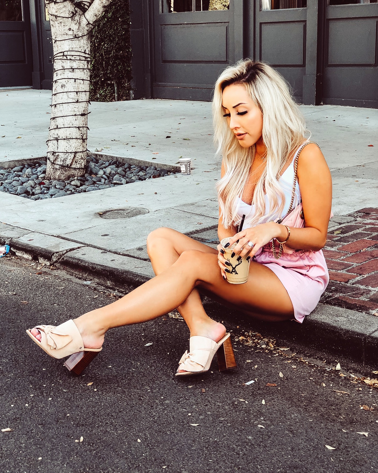 Shop @HayleyLarue Instagram | Blondie in the City | Photo Inspo