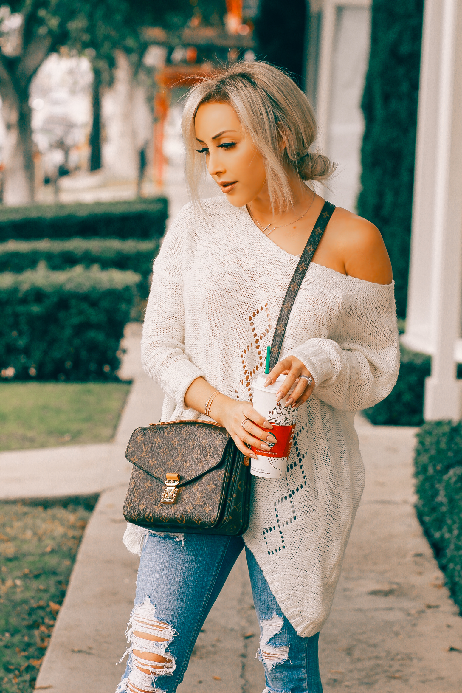 Sweater Weather | Sweaters & Ripped Jeans | Fall Fashion | Louis Vuitton | Fall Outfit Inspo