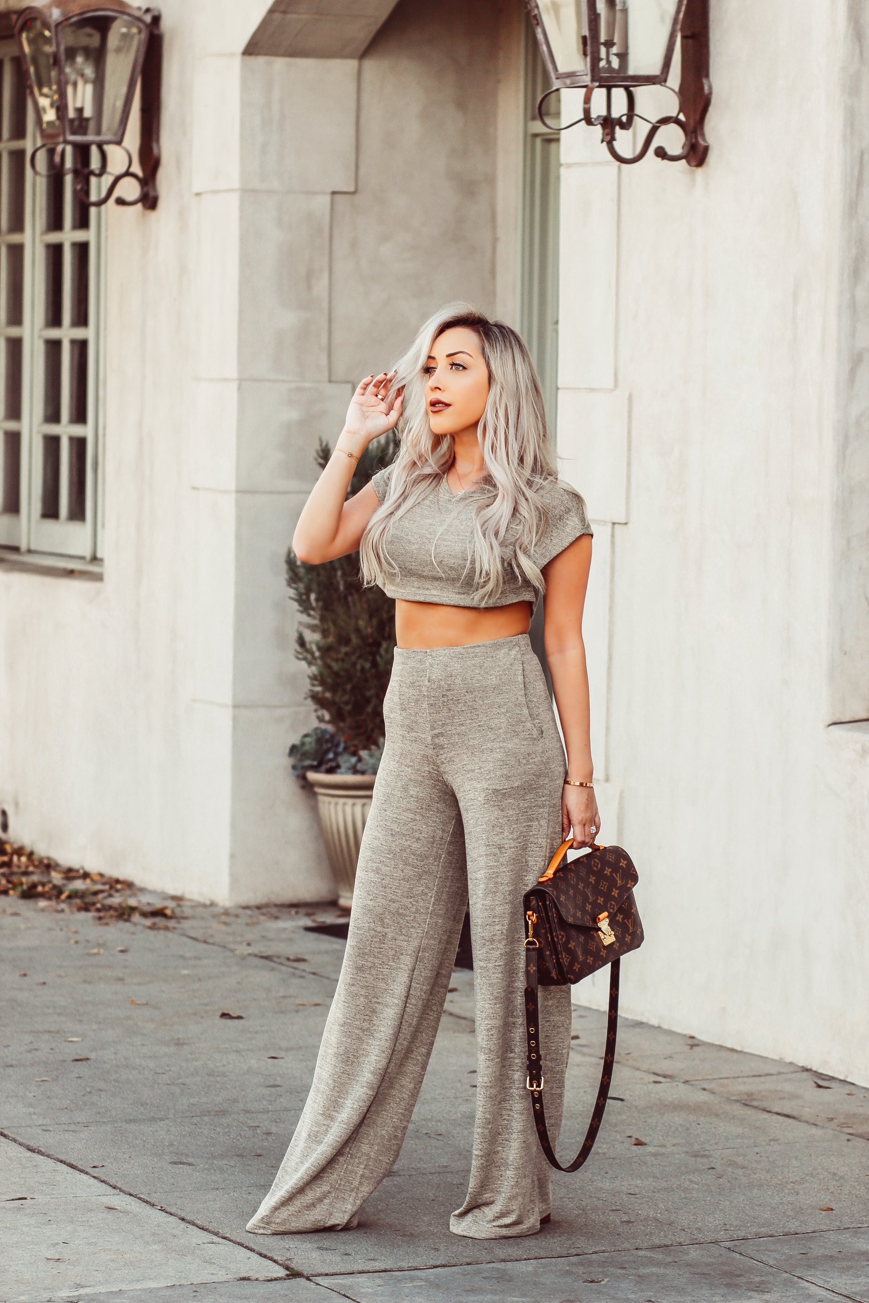"Netflix & Chill" Two Piece from @fashionnova | LA Style | Louis Vuitton Pochette Metis | Blondie in the City