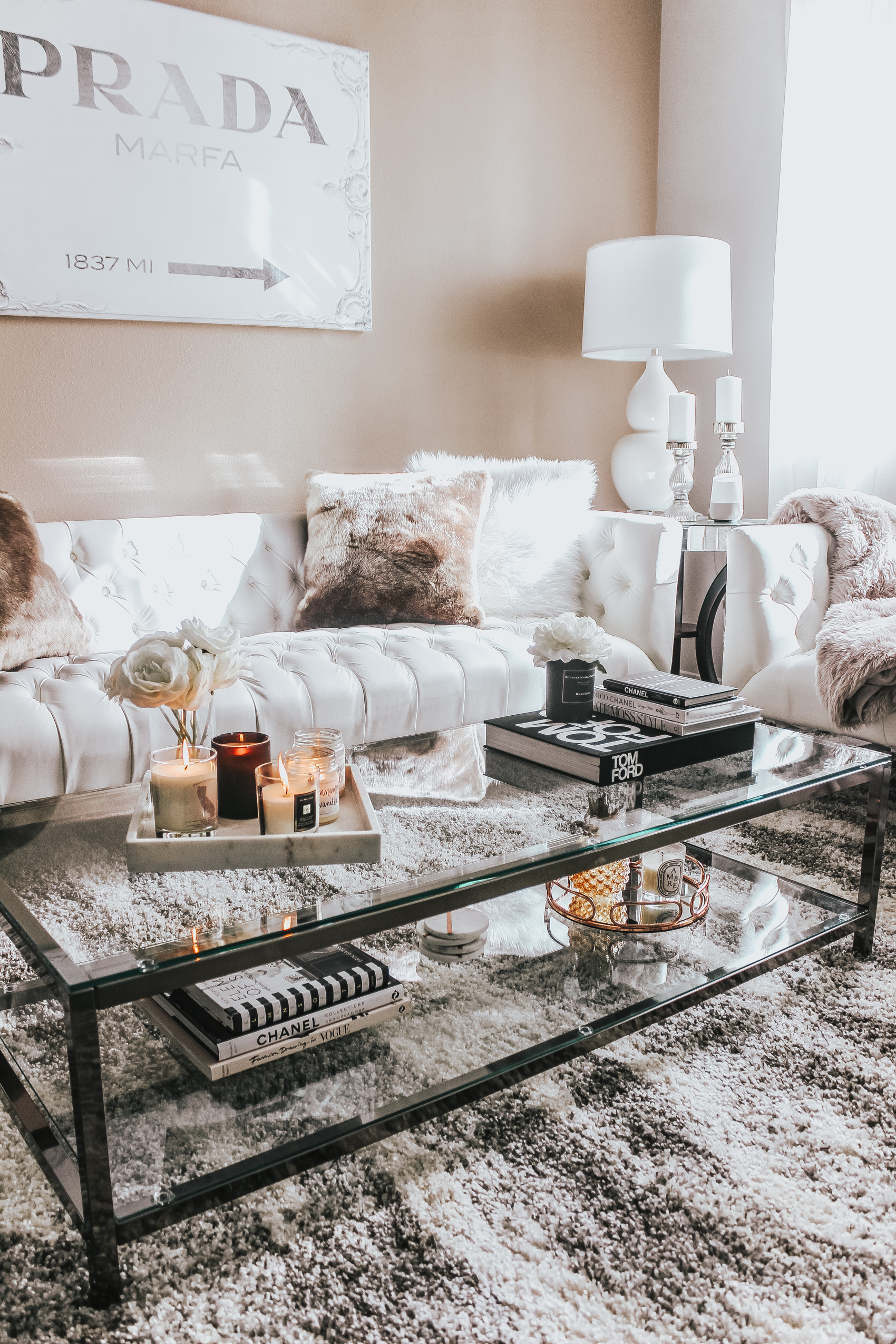 Coffee Table Styling | Coffee Table Books | Neutral Living Room | Home Decor | Blondie in the City by Hayley Larue