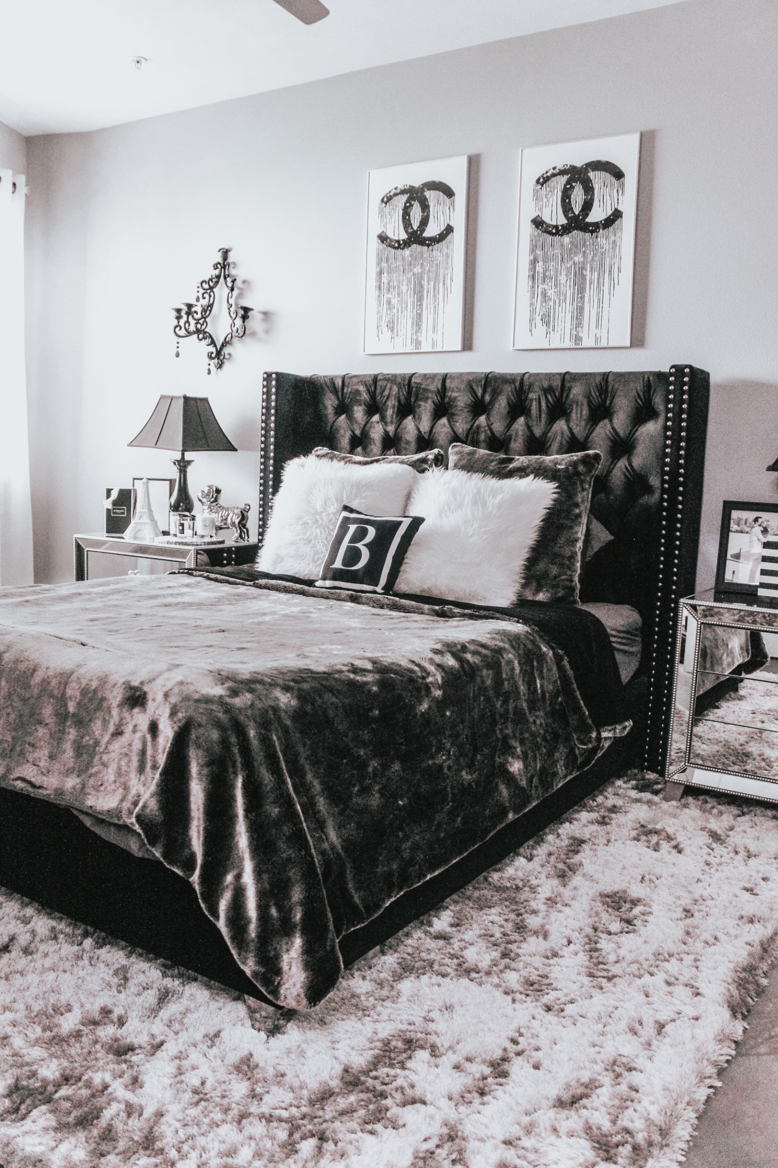 Hayley Larue Apartment | Blondie in the City apartment | Home decor | LA Apartment | apartment decor