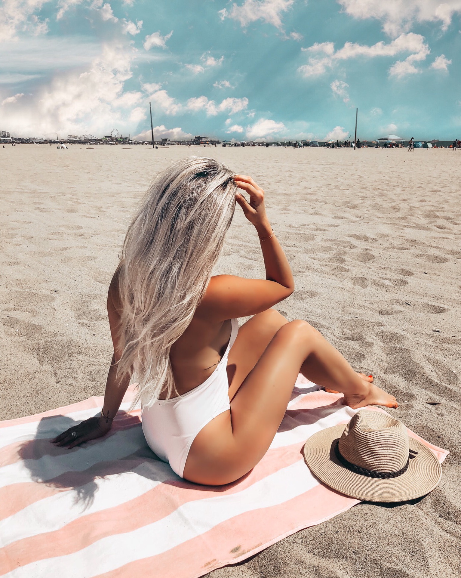 Hayley Larue Instagram | Nasty Gal Swimsuit | Beach Inspo | Summer Inspo | Summer Day | Blondie in the City
