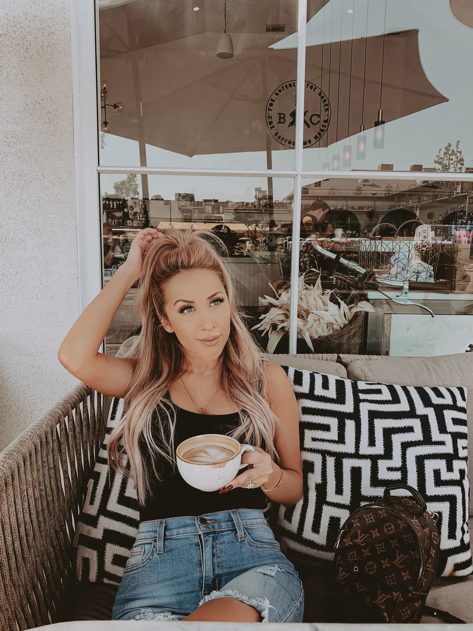 Cute Brunch Spot in LA | The Butcher, The Baker, The Cappuccino Maker | Breakfast | Photo inspo | Blondie in the City by Hayley Larue