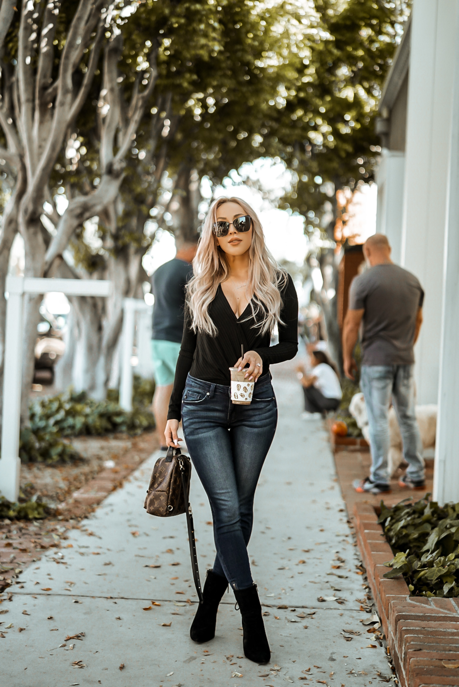 Fall Outfit Inspo | Fall Fashion | Diff Eyewear Cat eye Sunglasses | Louis Vuitton Palm Springs Backpack Mini | Blondie in the City by Hayley Larue