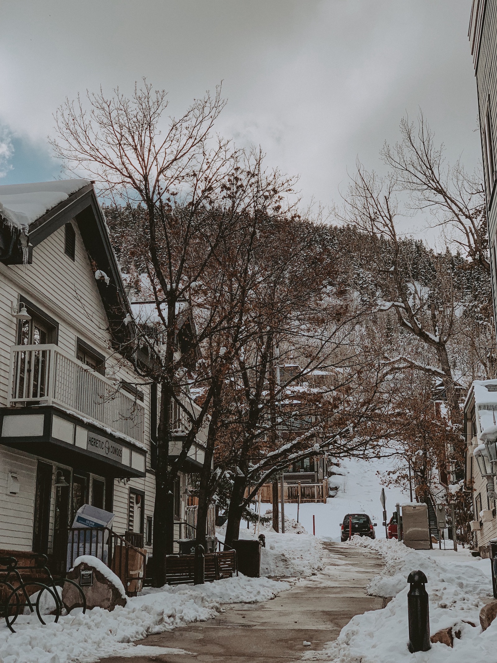 Montage Deer Valley | Park City, UT | Travel Inspo | Winter Wonderland | Blondie in the City by Hayley Larue