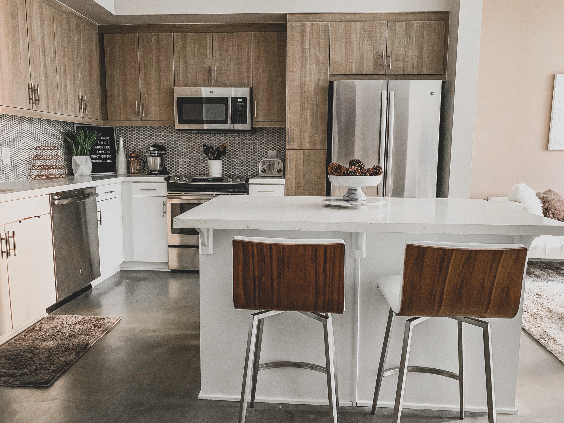 Modern Kitchen Decor | Marble & Wood Kitchen Decor | Home Decor | Apartment Decor | Blondie in the City by Hayley Larue