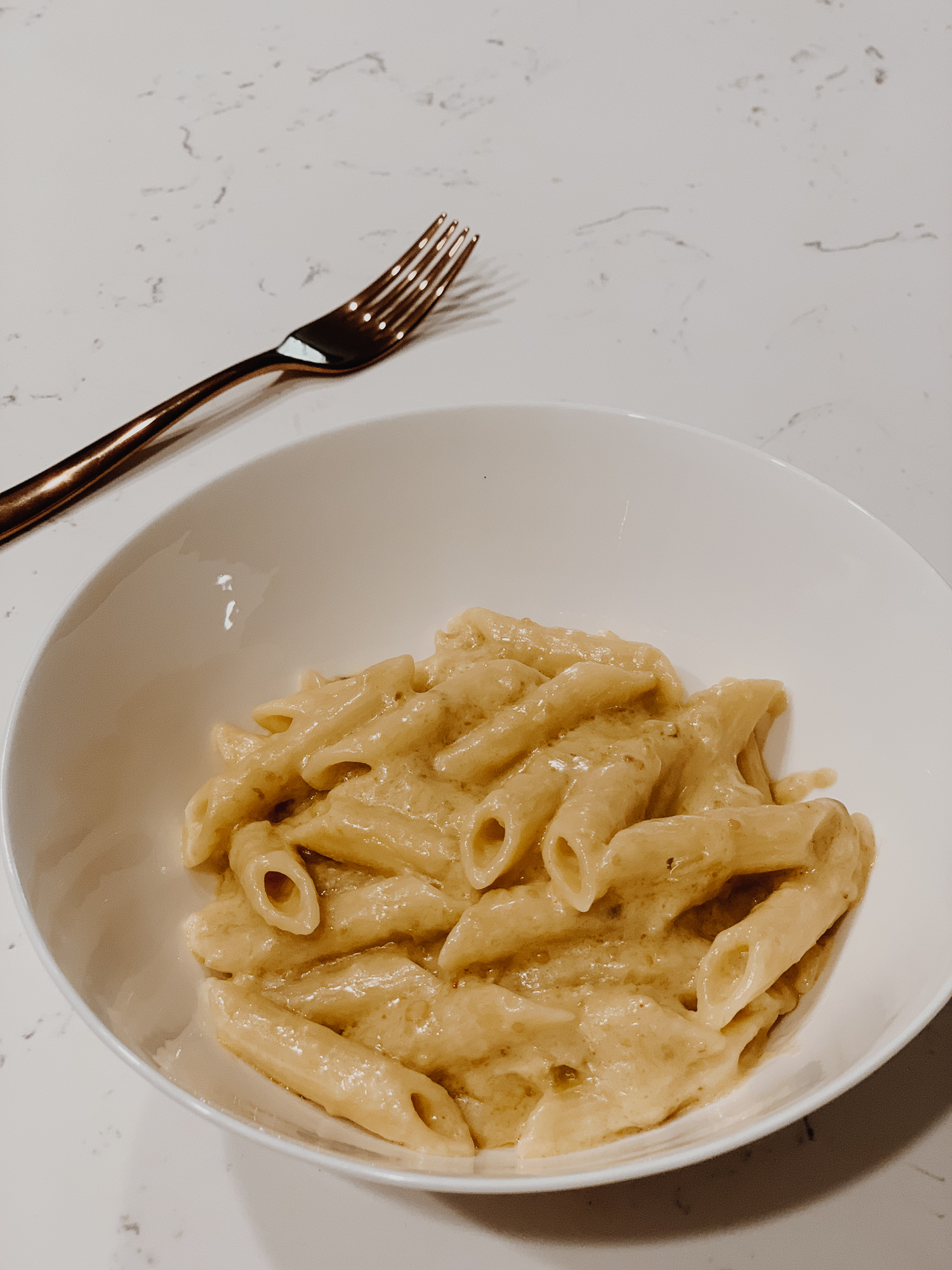 Salsa Verde Chicken Pasta Recipe | Pasta Recipes | Blondie in the City by Hayley Larue