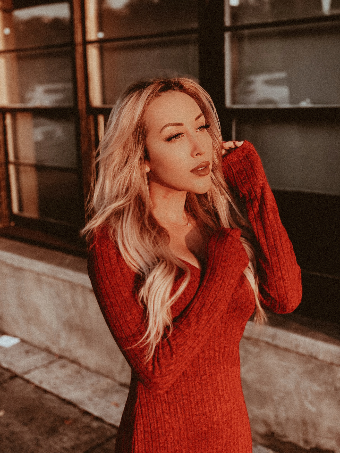 Golden Hour | Shooting at Golden Hour | Sunset | Red Sweater Dress | Blondie in the City by Hayley Larue