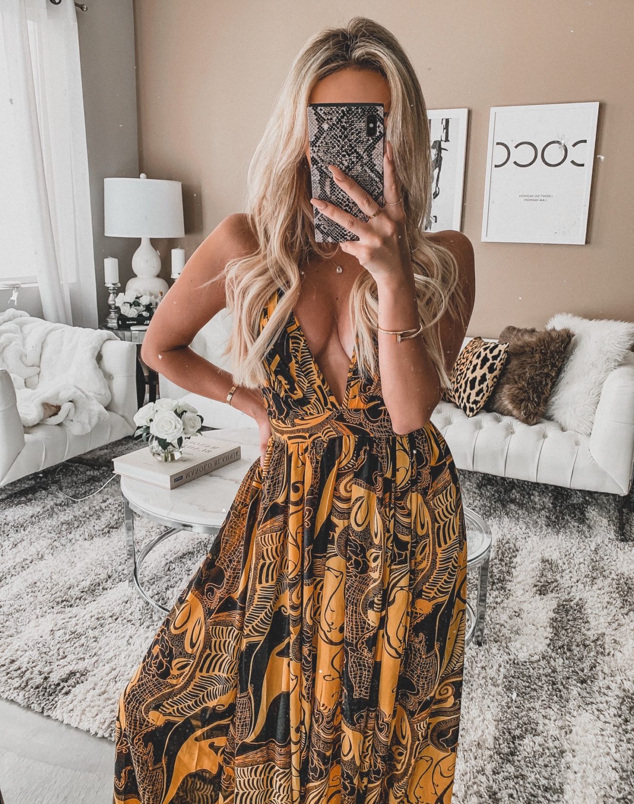 Cutest Phone Cases | Girly Phone Case | Photo inso | Blondie in the City by Hayley Larue