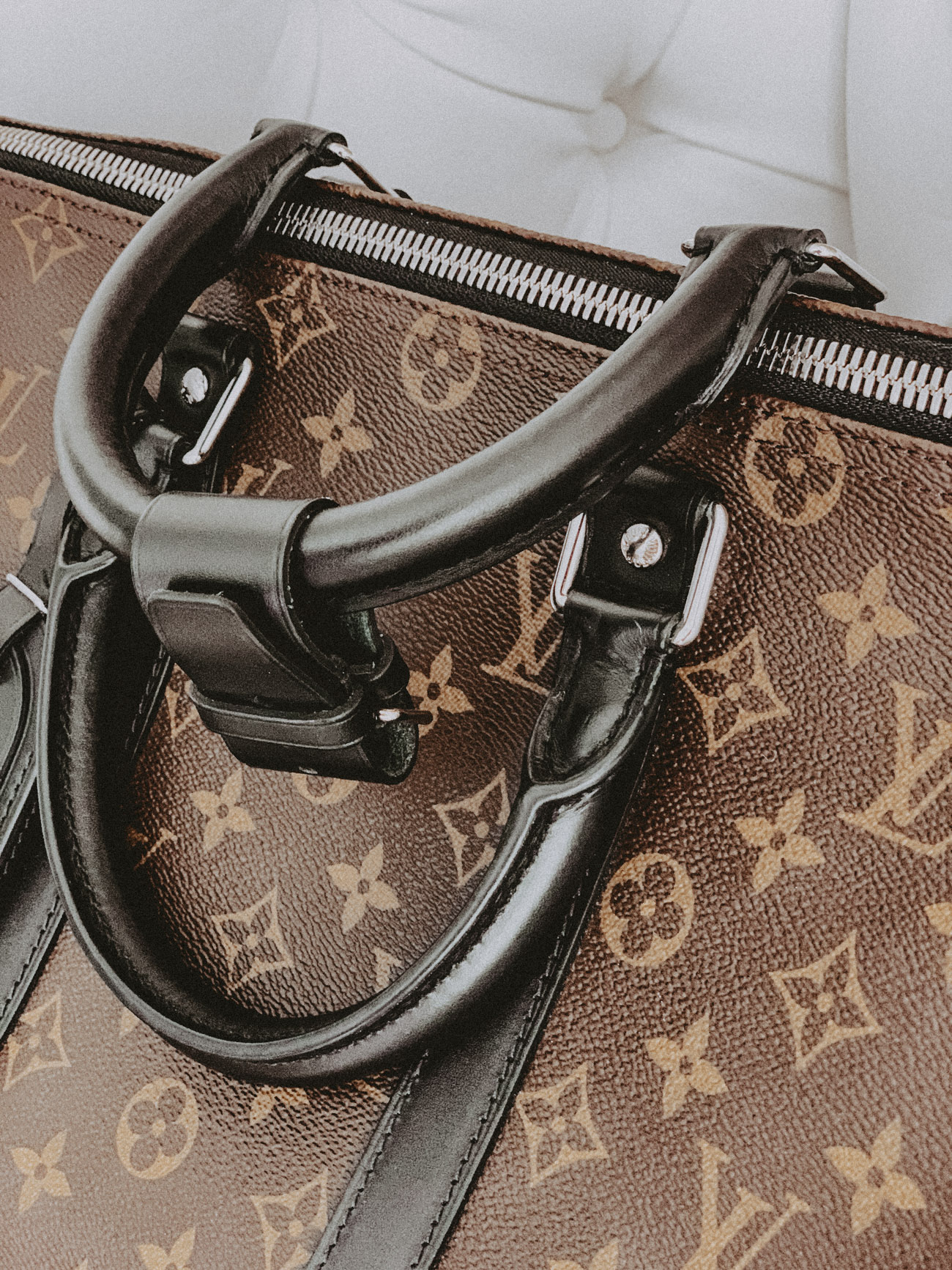 Louis Vuitton Keepall Bandoulière 45 | Bag Review | Blondie in the City by Hayley Larue