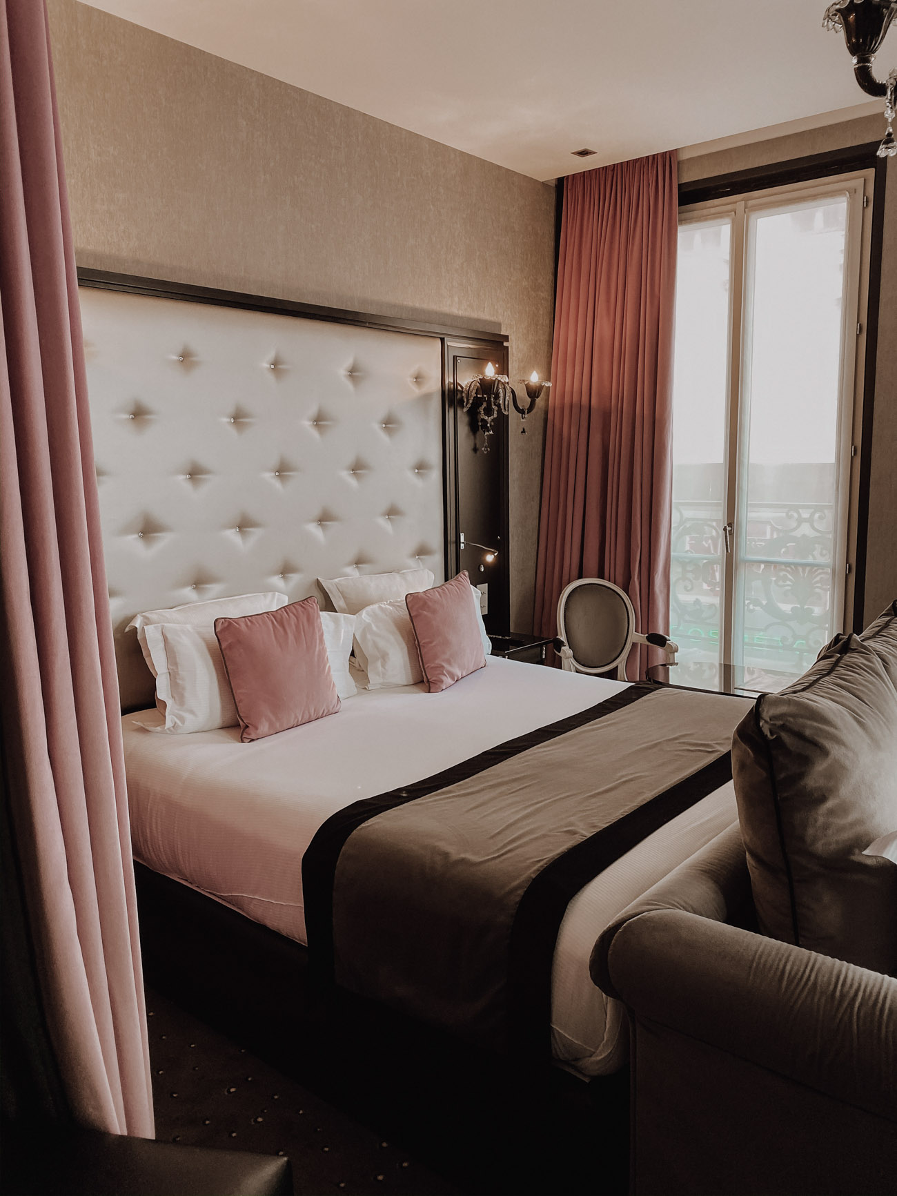 Paris Hotel | Maison Albar Hotel Diamond | Where To Stay In Paris Blondie in the City by Hayley Larue
