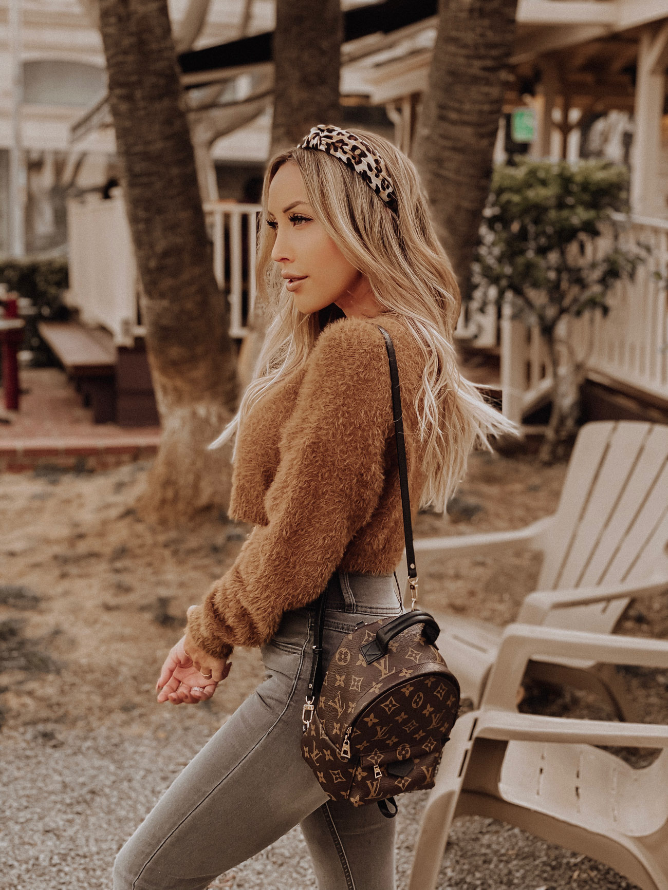 Fall Fashion | Sweater Weather | Louis Vuitton Backpack | Blondie in the City by Hayley Larue