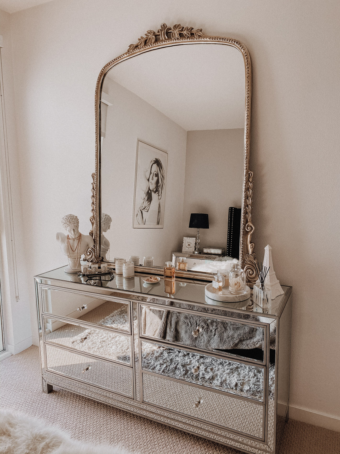 The Anthropologie Mirror | Mirrored Decor | Dresser Decor | Styling a Mirrored Dresser | Bedroom Decor | Blondie in the City by Hayley Larue