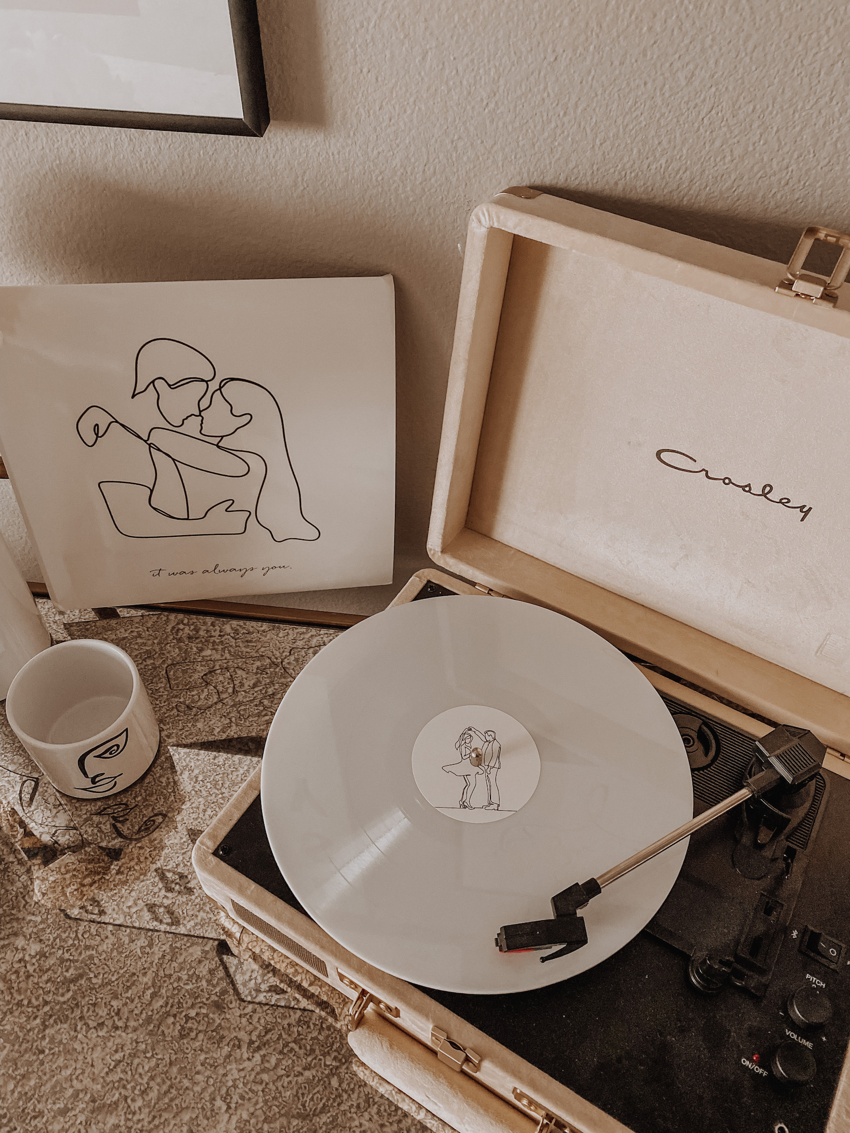 Vinyl | Record Player | Home Decor | Crosley
