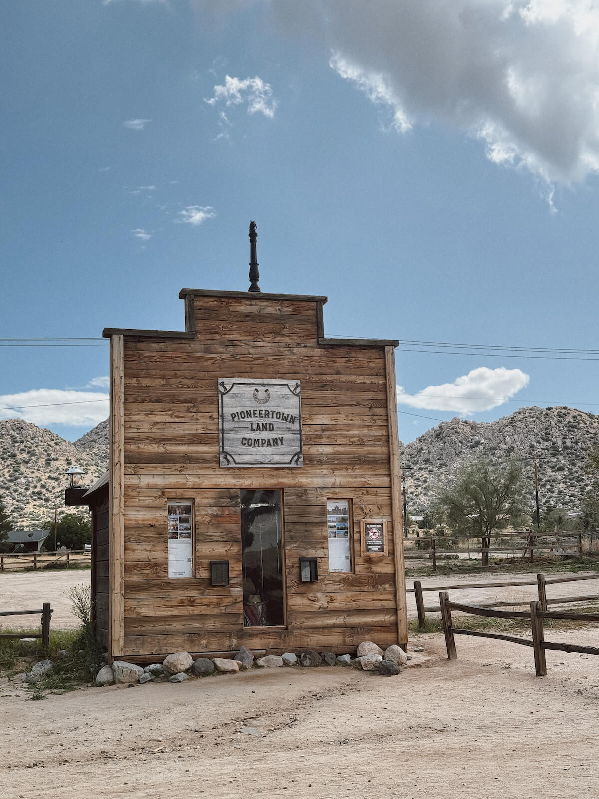 Pioneertown | Cute Places to travel to | Nostalgic places | Travel guide 